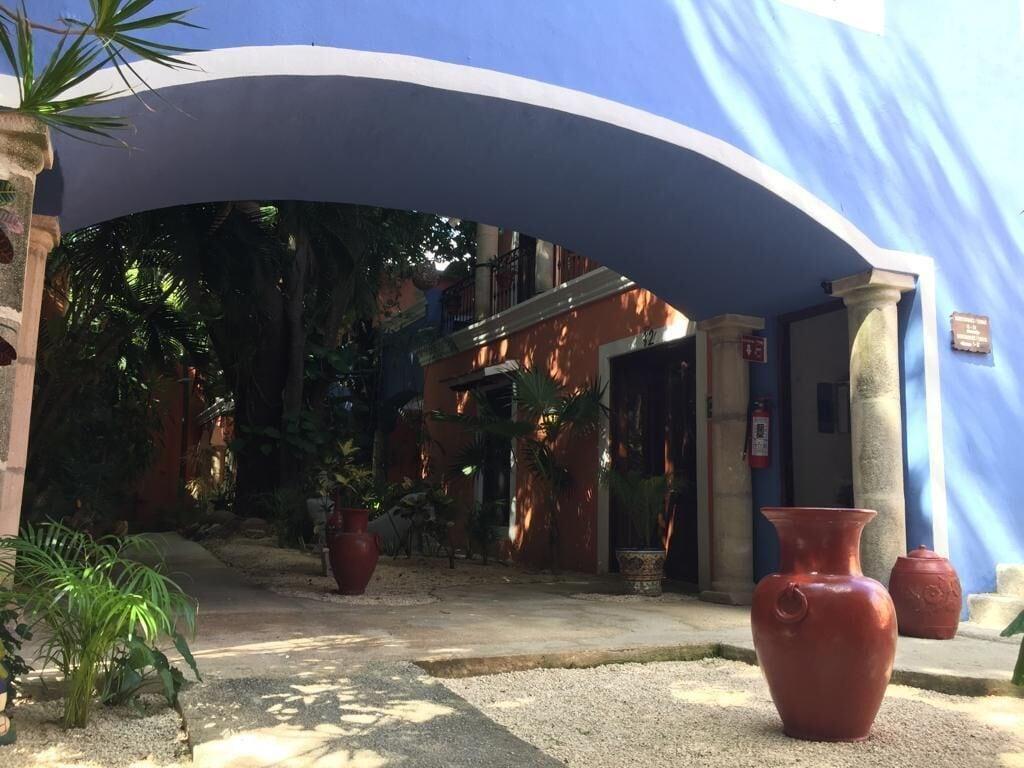 Hotel Casa De Las Flores Playa del Carmen Exterior photo