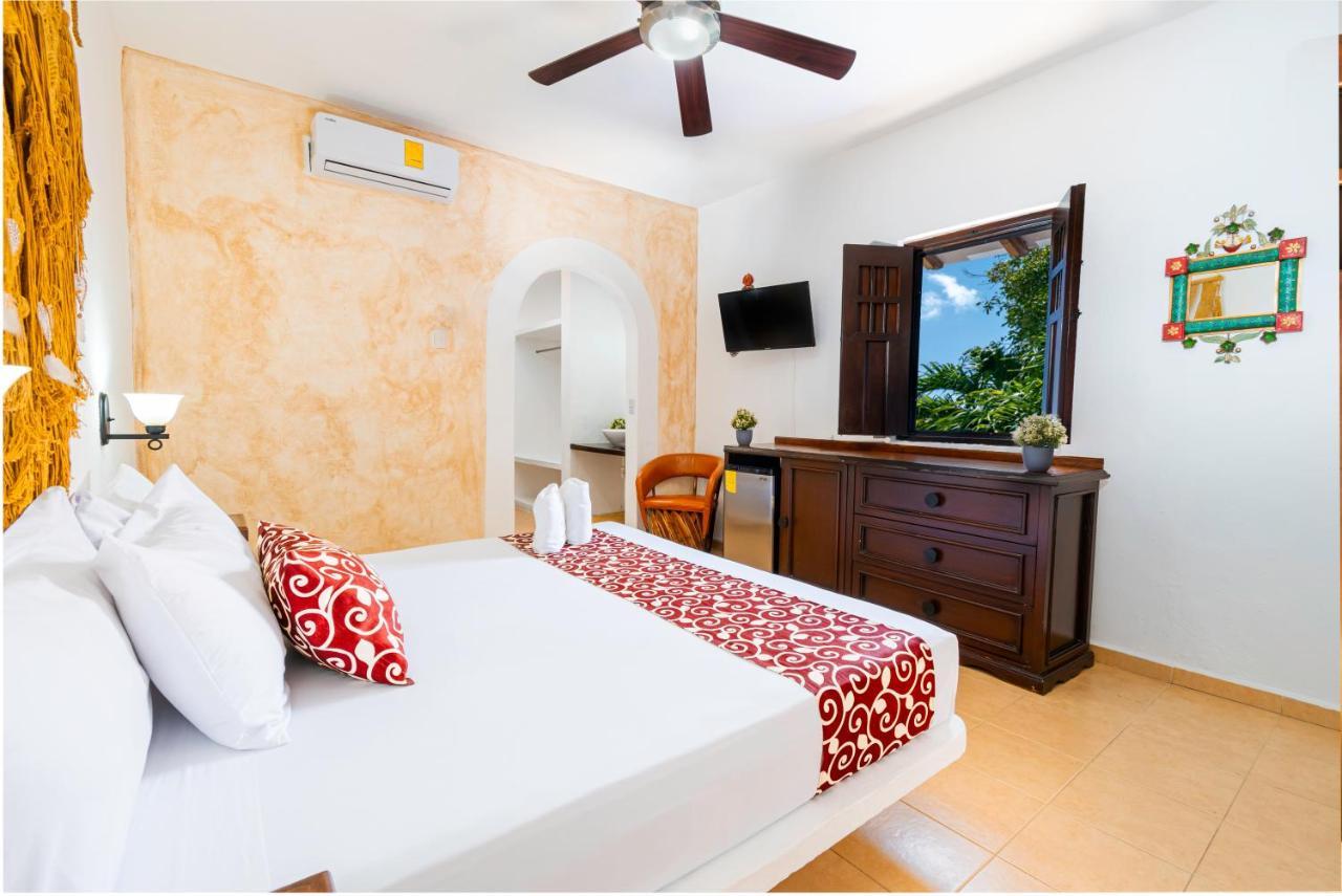 Hotel Casa De Las Flores Playa del Carmen Exterior photo